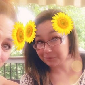 Meet your Posher, Monica